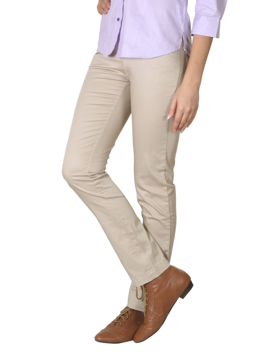ArrowWomanBeigeTrousers-c6c17dfe7618e4f44dd958f50cb26295