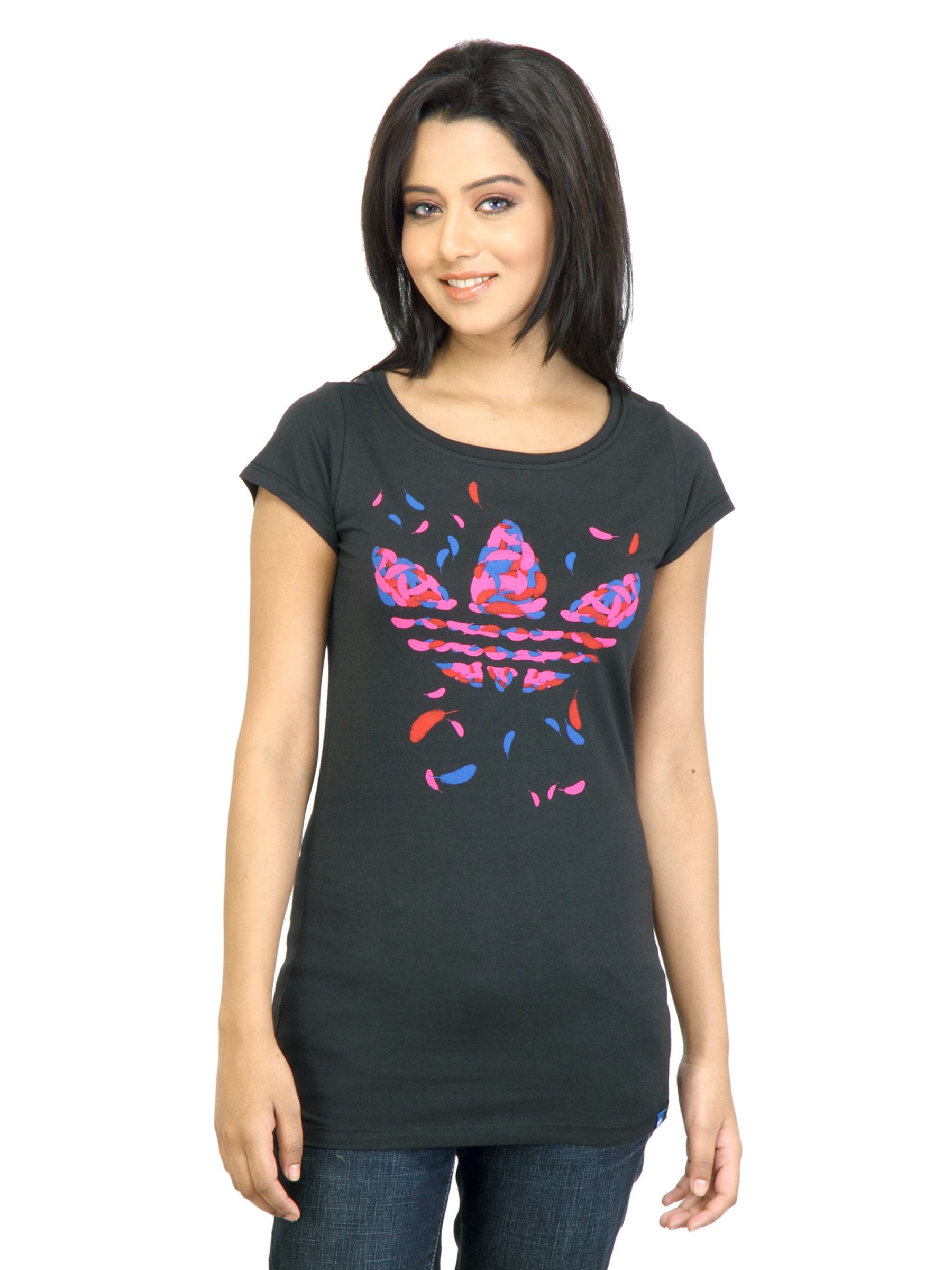 ADIDASOriginalsWomenGraphicPrintBlackTshirt-c5da7472973c4e9a4a057b46be1b5d4b